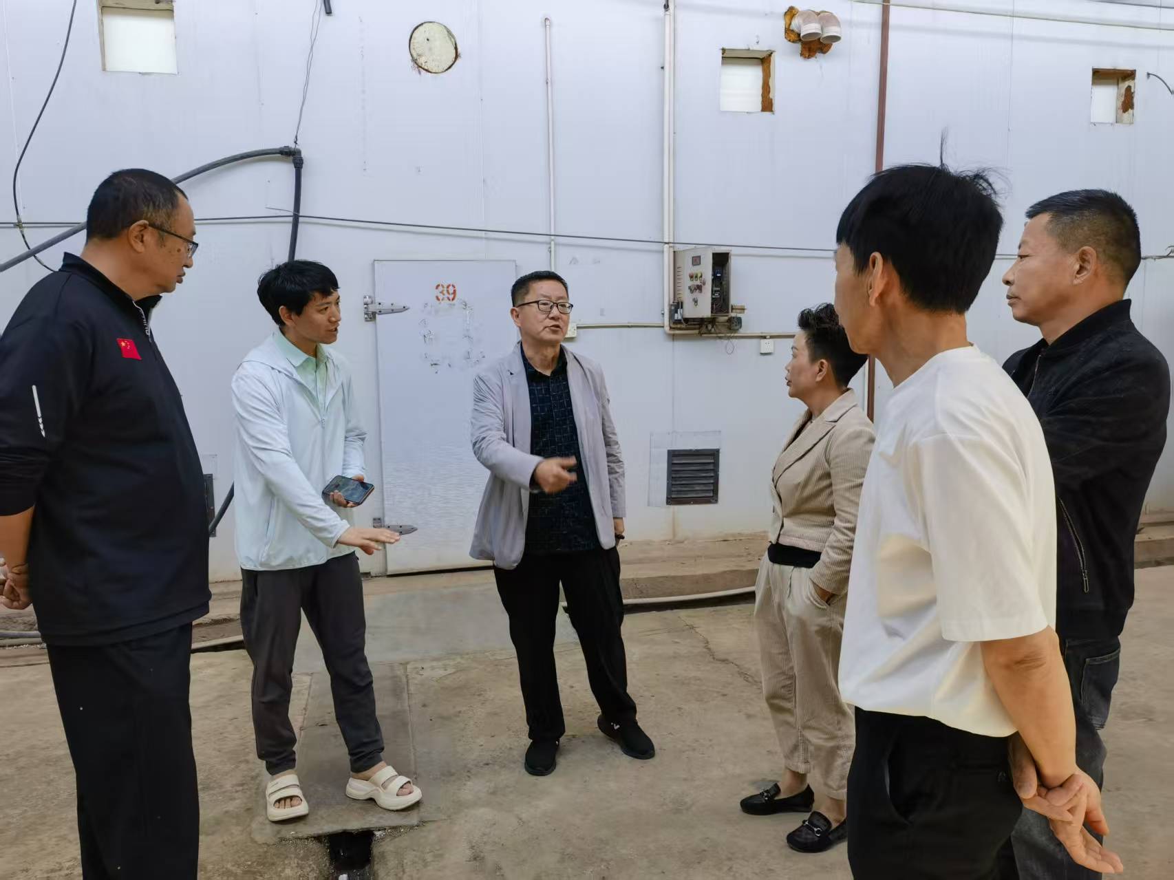 赵琪博士一行赴恒菌菌业调研指导