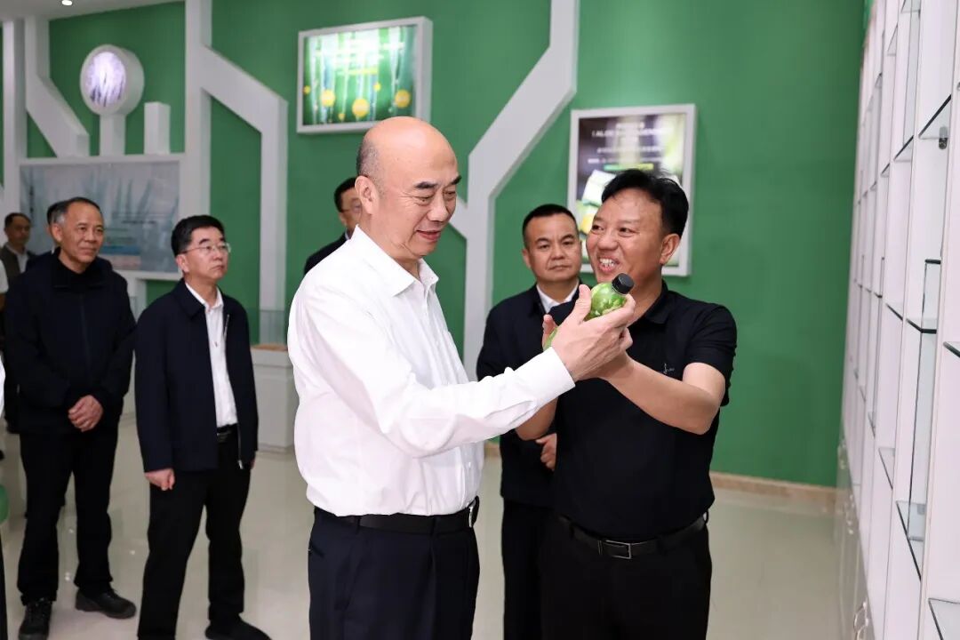 刘国中在云南调研时强调抓实抓细常态化精准帮扶工作